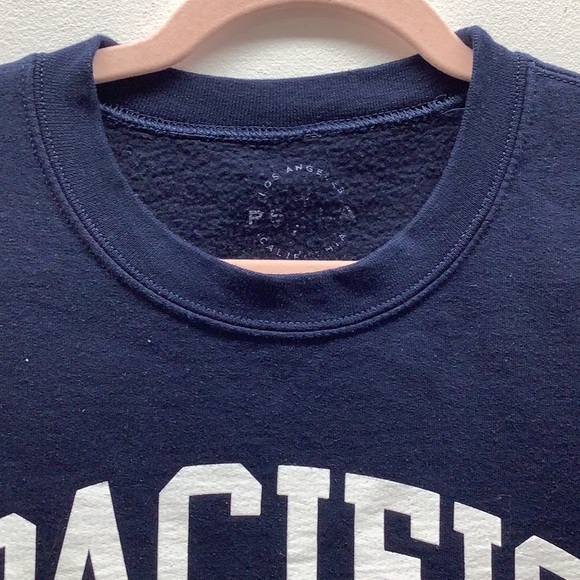 Pacifica Sunwear Size Large Blue Sweatshirt. Preloved - Picture 5 of 6